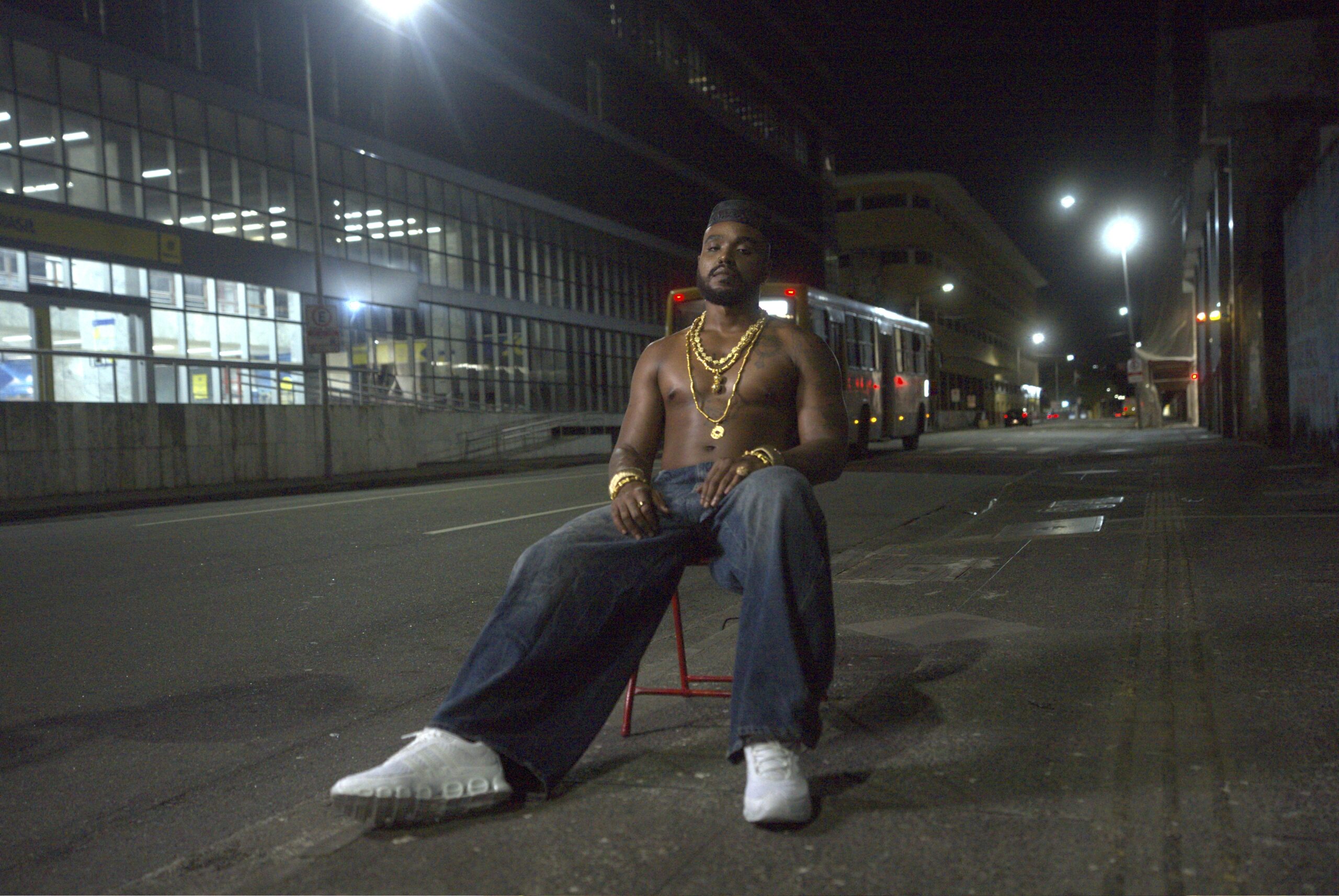 Baiano Celo Dut abre o caminho do novo álbum com o single  “Frágil”