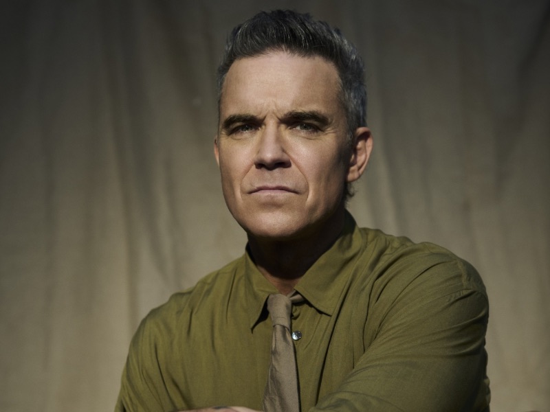 Robbie Williams vem ao Brasil com a BRITPOP Tour para entreter diferentes gerações.