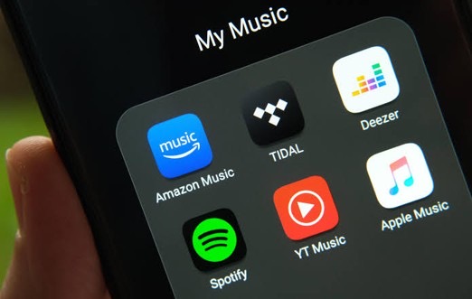 Fake streaming: indústria da música se une em iniciativa para combater a fraude em streaming, proteger artistas, compositores e fãs.