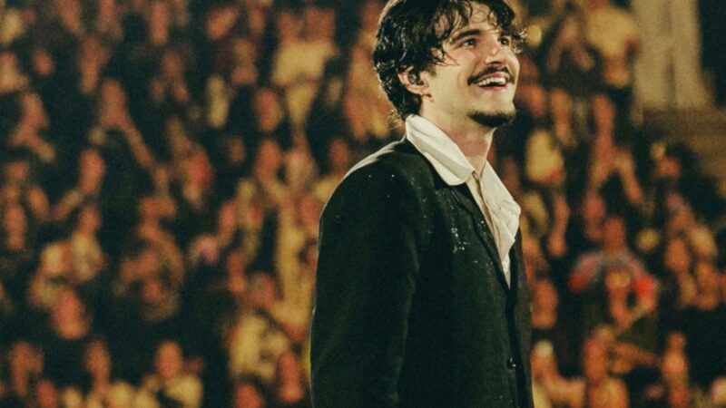 Jão anuncia turnê de Memórias Póstumas após fazer show para 60 mil pessoas em São Paulo.