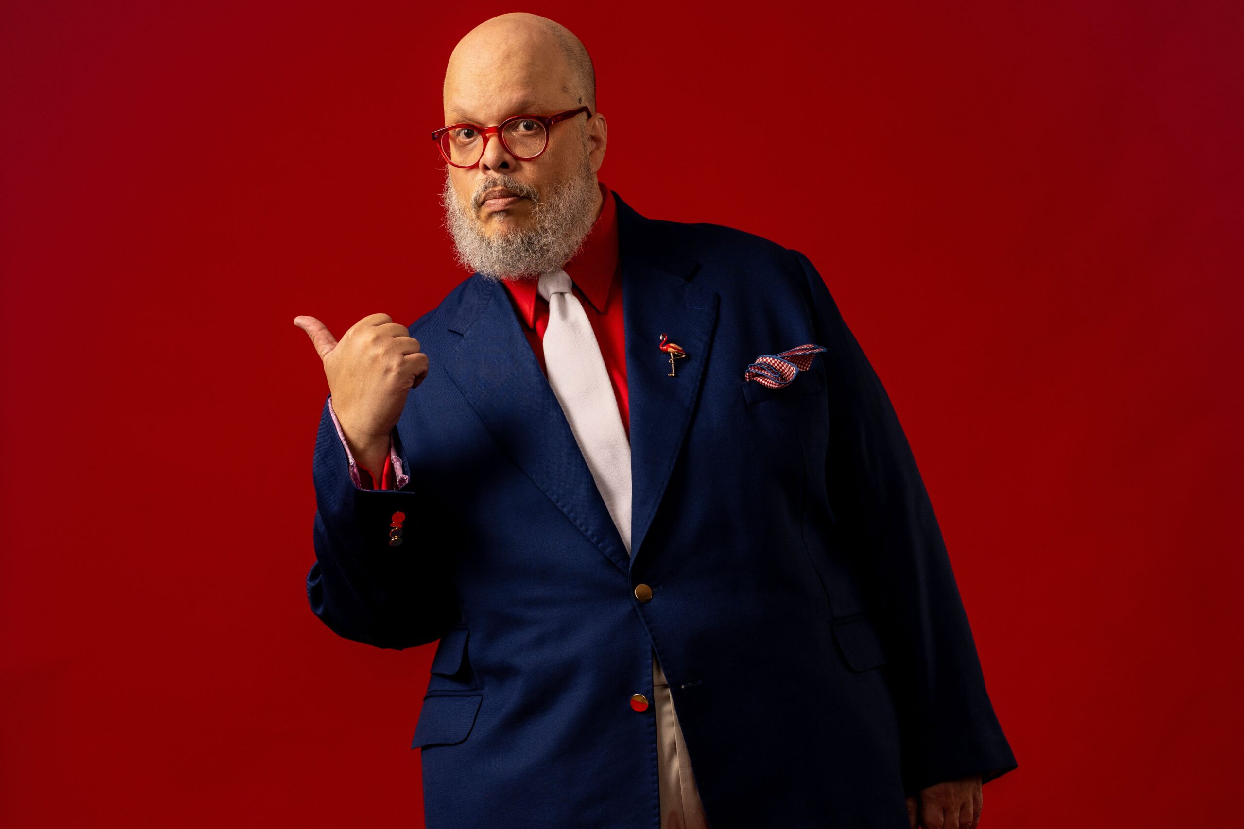 Ed Motta celebra 30 anos de “Manual Prático” em show no Teatro Bradesco, em São Paulo.