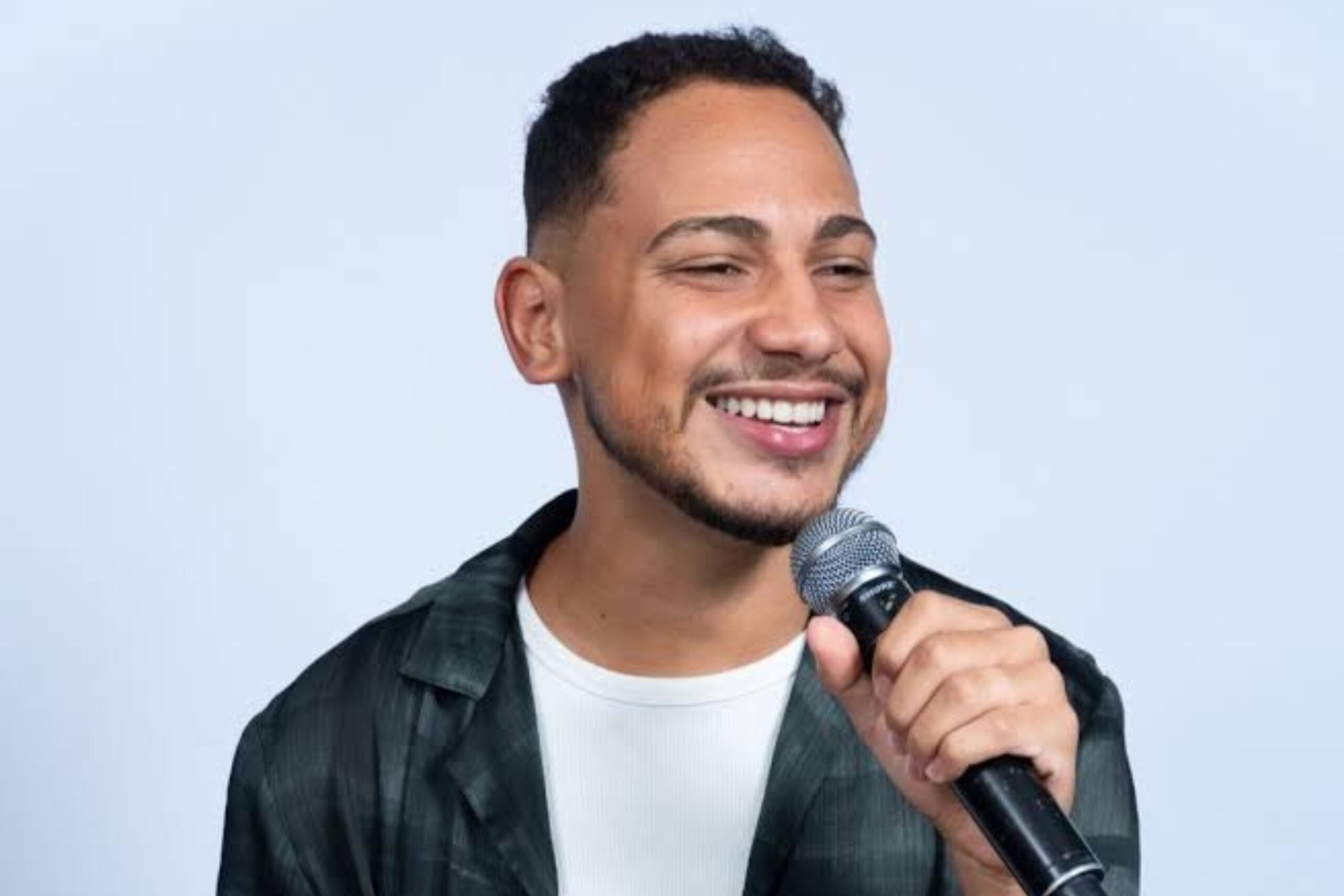 Marquinhos Navais lança “Vagão da Sofrência 2.0” após sucesso da primeira edição, que ultrapassou 54 milhões de visualizações.