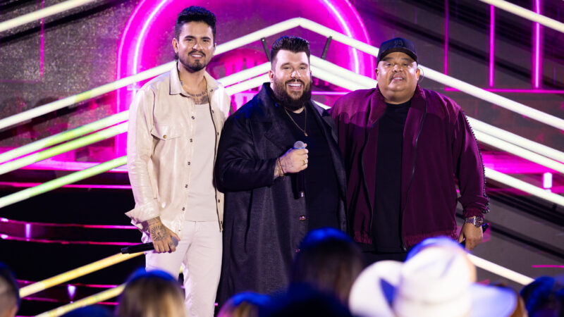 Panda lança primeiro álbum de inéditas da carreira e destaca parceria com Humberto & Ronaldo em “Oxe”
