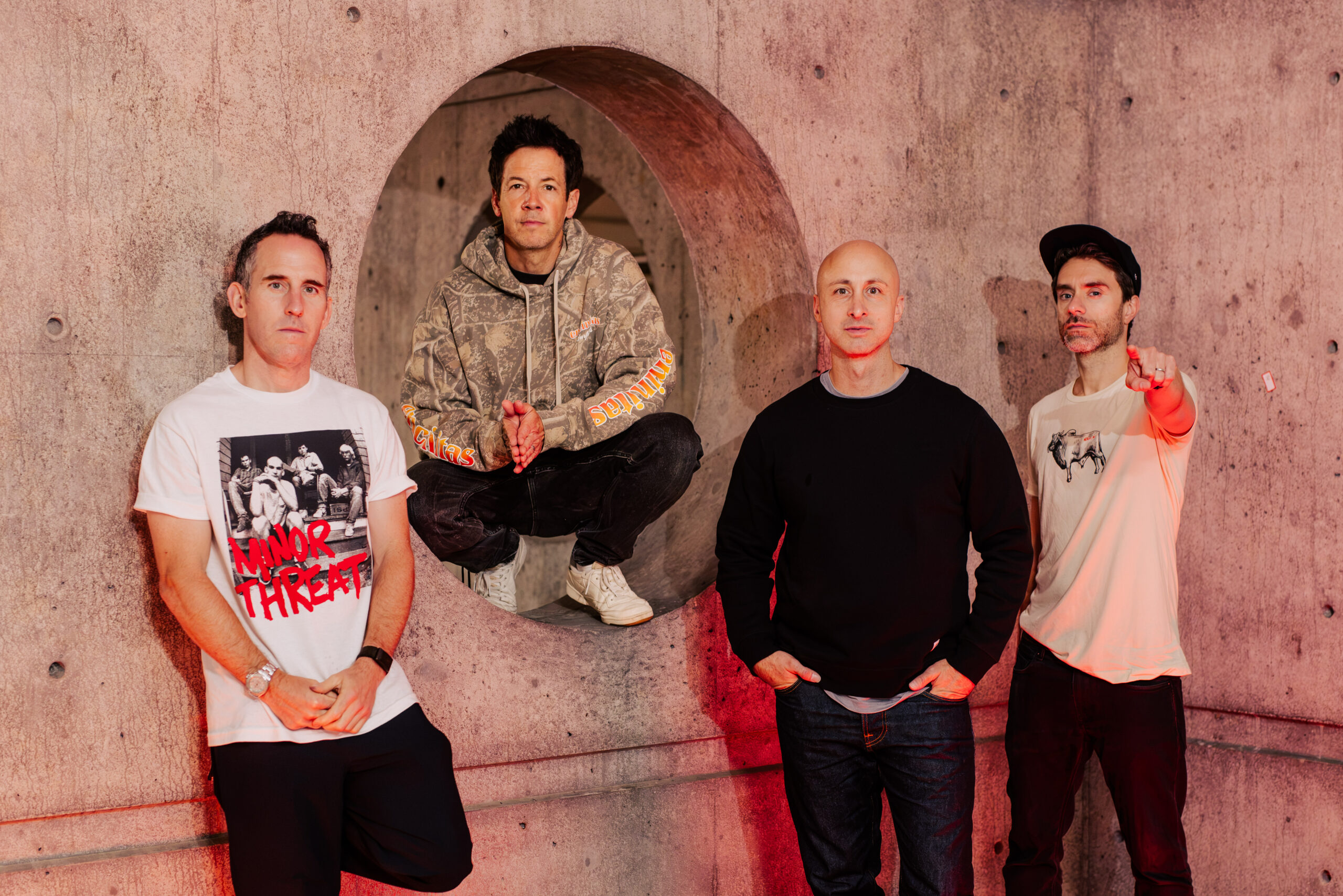 Simple Plan retorna ao Brasil para shows no Rio de Janeiro, Curitiba e São Paulo.