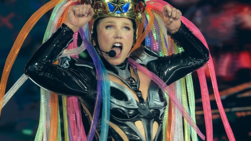Xuxa anuncia primeiro show de “O Último Voo da Nave” no Nordeste, em Fortaleza.